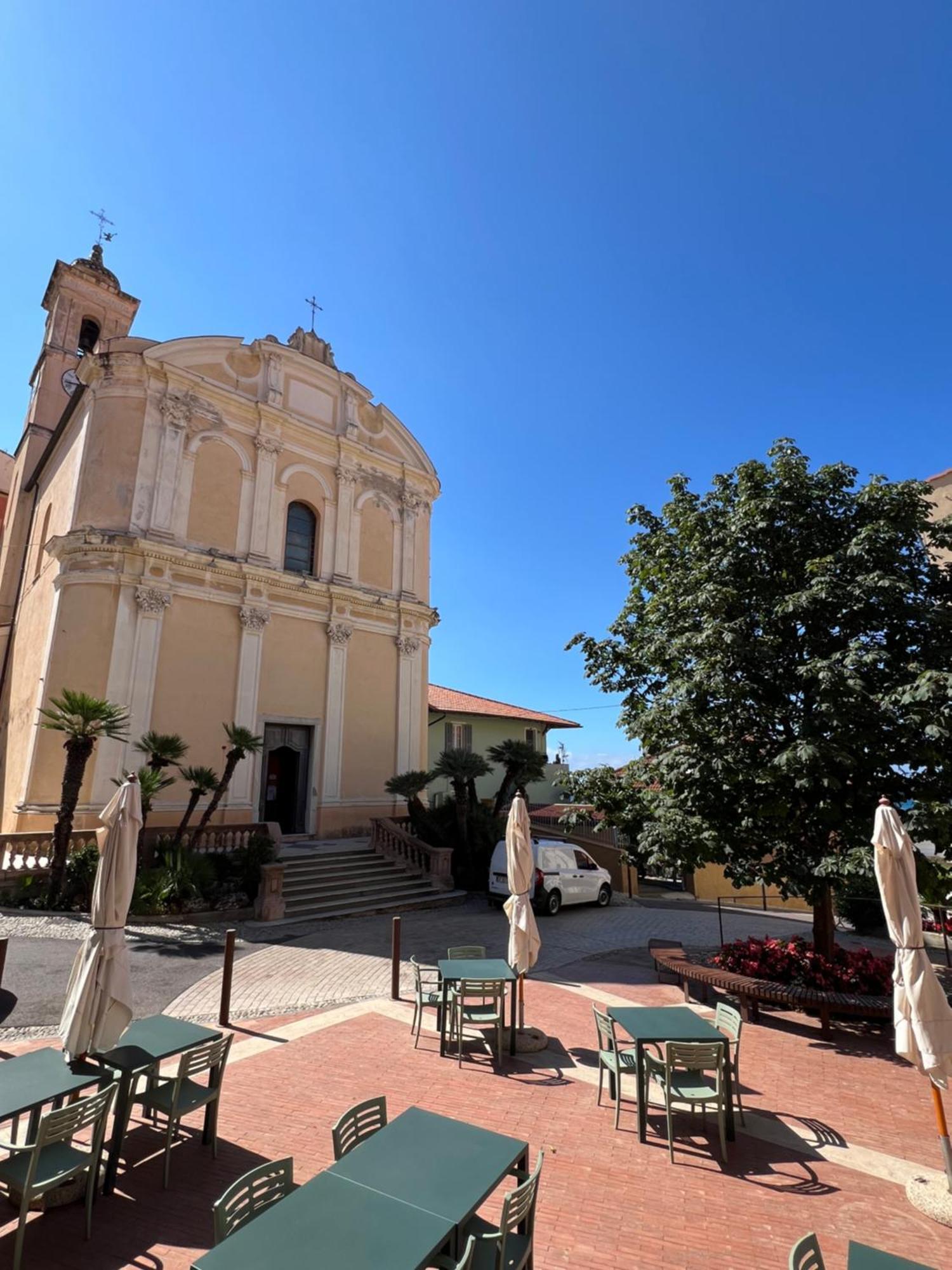 La Rosa Dei Venti, Centro Storico, 50 Metri Dalle Spiagge Apartment Ospedaletti Exterior foto